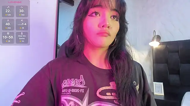 Snapshot of Darky_Doll chatting on January 7, 2026, 10:04 pm Darky Doll online show from January 7, 2026, 10:04 pm