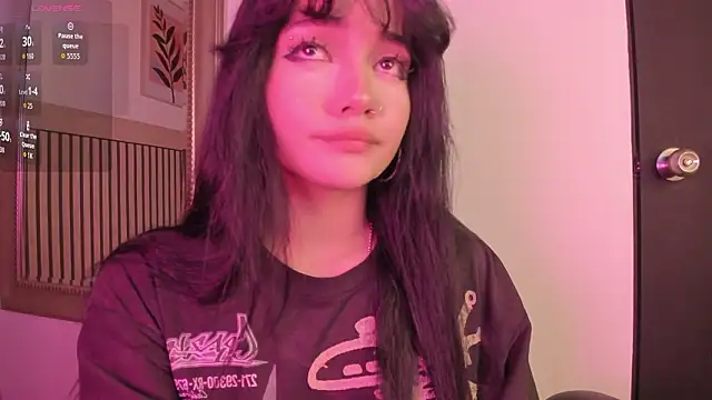 Snapshot of Darky_Doll chatting on February 12, 2026, 7:57 pm Darky Doll online show from February 12, 2026, 7:57 pm