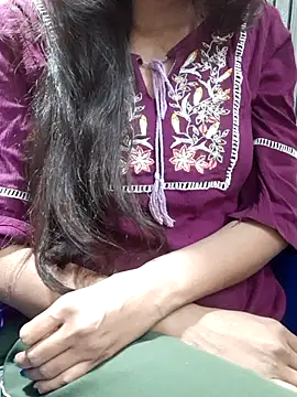 Snapshot of Aarti-kumri chatting on November 6, 2025, 3:16 pm Aarti-kumri online show from November 6, 2025, 3:16 pm