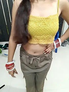 Snapshot of Aarti-kumri chatting on September 15, 2025, 6:47 am Aarti-kumri online show from September 15, 2025, 6:47 am
