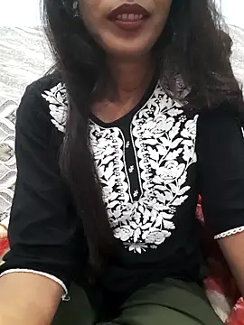 Snapshot of Aarti-kumri chatting on November 28, 2025, 4:18 pm Aarti-kumri online show from November 28, 2025, 4:18 pm