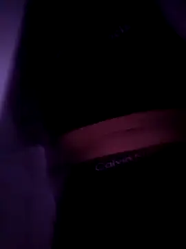 Snapshot of Fvrxxo19cm chatting on November 4, 2025, 2:10 pm Fvrxxo19cm online show from November 4, 2025, 2:10 pm