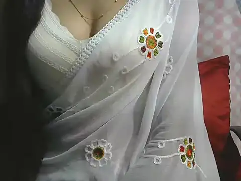 Snapshot of sheetal-sheetal95 chatting on November 6, 2025, 11:03 am sheetal-sheetal95 online show from November 6, 2025, 11:03 am