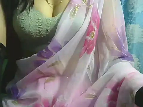 sheetal-sheetal95 online show from April 20, 2026, 5:14 pm