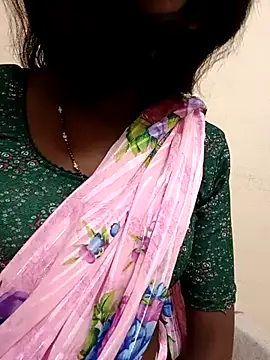 Snapshot of kavya-telugu84 chatting on September 23, 2025, 6:04 pm kavya-telugu84 online show from September 23, 2025, 6:04 pm