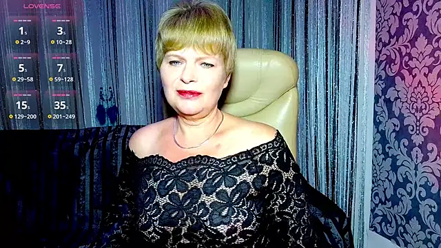 Snapshot of Tess_Terners chatting on September 22, 2025, 2:45 pm Tess Terners online show from September 22, 2025, 2:45 pm