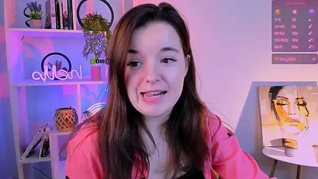 nika-still online show from September 27, 2025, 4:24 pm