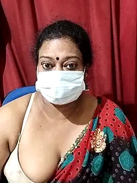 Snapshot of surekha-30 chatting on February 4, 2026, 6:25 pm surekha-30 online show from February 4, 2026, 6:25 pm