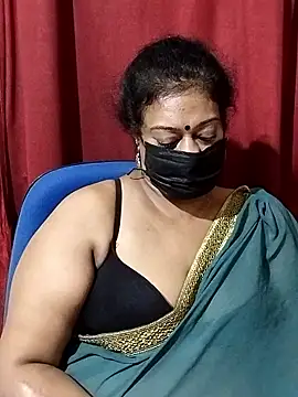 Snapshot of surekha-30 chatting on January 9, 2026, 5:42 pm surekha-30 online show from January 9, 2026, 5:42 pm