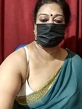 Snapshot of surekha-30 chatting on January 7, 2026, 5:18 pm surekha-30 online show from January 7, 2026, 5:18 pm