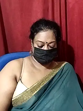 Snapshot of surekha-30 chatting on November 4, 2025, 5:28 pm surekha-30 online show from November 4, 2025, 5:28 pm