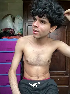 Axel-Mejia online show from March 3, 2026, 1:18 pm