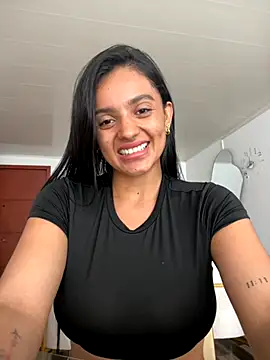 Snapshot of AnaaFaith_ chatting on November 8, 2025, 6:55 pm AnaaFaith online show from November 8, 2025, 6:55 pm