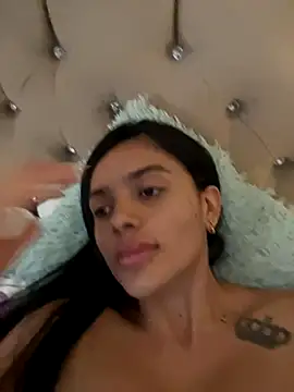 Snapshot of AnaaFaith_ chatting on October 20, 2025, 7:36 pm AnaaFaith online show from October 20, 2025, 7:36 pm