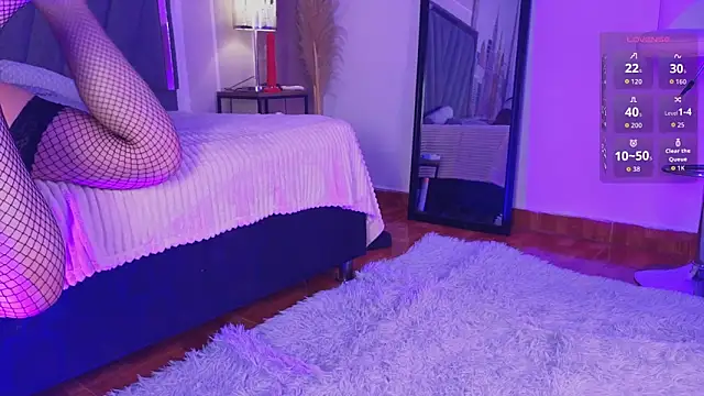 VelvetFox  online show from March 5, 2026, 7:54 pm