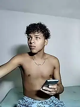 Snapshot of Manuel_Mateus1 chatting on October 25, 2025, 3:34 pm Manuel Mateus1 online show from October 25, 2025, 3:34 pm