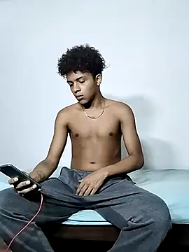 Snapshot of Manuel_Mateus1 chatting on November 25, 2025, 5:13 pm Manuel Mateus1 online show from November 25, 2025, 5:13 pm