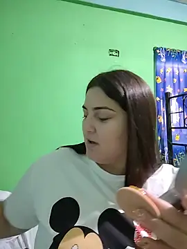 barbielamaravilla11 online show from September 13, 2025, 4:29 pm