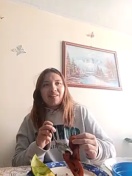 Snapshot of MIA_29- chatting on September 25, 2025, 6:58 pm MIA 29- online show from September 25, 2025, 6:58 pm