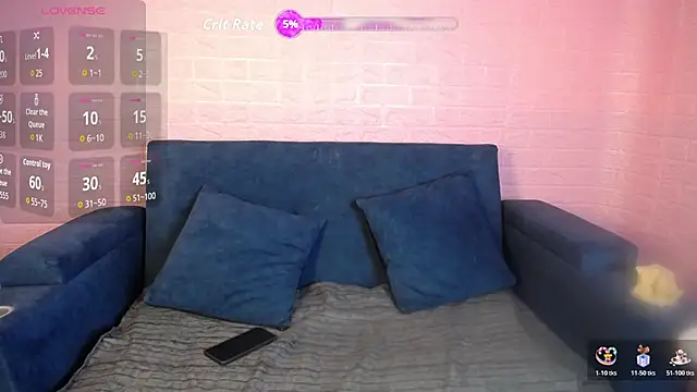 Natasha evans18 online show from October 30, 2025, 3:05 am