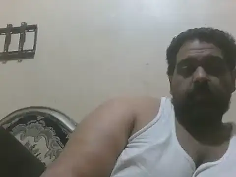 elpoop7305 online show from March 24, 2026, 1:22 pm