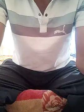 Snapshot of INTERNATIONAL0001 chatting on November 4, 2025, 6:06 am INTERNATIONAL0001 online show from November 4, 2025, 6:06 am