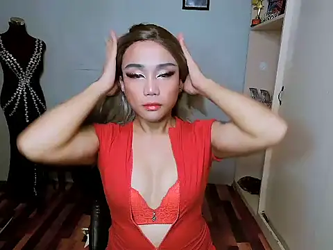 Snapshot of YourNikkieXxx chatting on December 21, 2025, 9:48 pm YourNikkieXxx online show from December 21, 2025, 9:48 pm