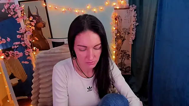 Aurora Loveu online show from February 21, 2026, 10:45 pm