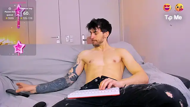 Oscar Miller  online show from April 11, 2026, 7:16 am