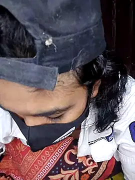 Snapshot of kiron204279 chatting on November 2, 2025, 11:37 am kiron204279 online show from November 2, 2025, 11:37 am