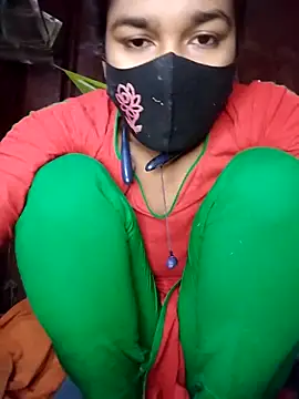 kiron204279 online show from November 26, 2025, 12:21 am