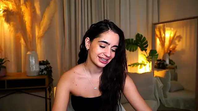 Snapshot of miilky_wayy chatting on October 27, 2025, 5:03 pm miilky wayy online show from October 27, 2025, 5:03 pm