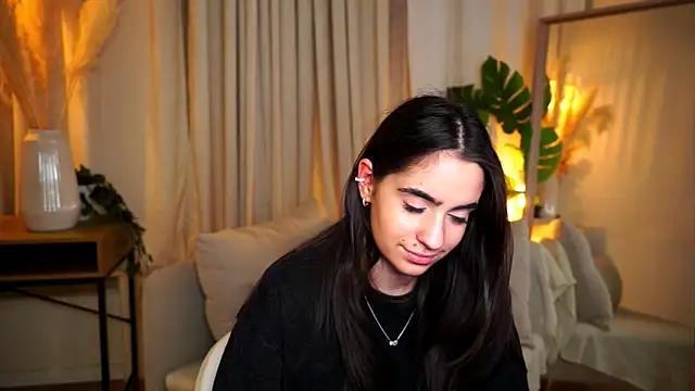 Snapshot of miilky_wayy chatting on November 23, 2025, 6:07 pm miilky wayy online show from November 23, 2025, 6:07 pm