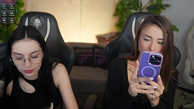 Snapshot of Luna_secretgirl chatting on February 28, 2026, 8:47 am Luna secretgirl online show from February 28, 2026, 8:47 am