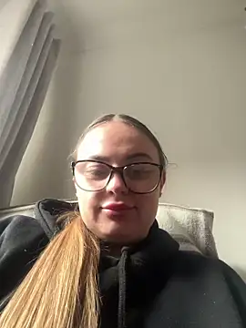 Snapshot of SexySashaxox chatting on February 8, 2026, 10:13 am SexySashaxox online show from February 8, 2026, 10:13 am