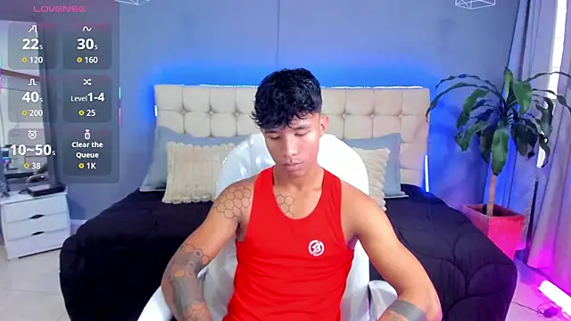 Snapshot of Frank98_ chatting on October 11, 2025, 6:20 pm Frank98 online show from October 11, 2025, 6:20 pm
