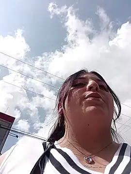 Snapshot of megan_fox5 chatting on October 23, 2025, 7:01 pm megan fox5 online show from October 23, 2025, 7:01 pm