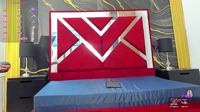 VioletRose as online show from April 17, 2026, 2:25 am