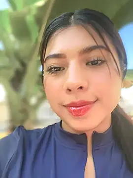 Snapshot of charlotte_queen1320 chatting on November 7, 2025, 7:07 pm charlotte queen1320 online show from November 7, 2025, 7:07 pm