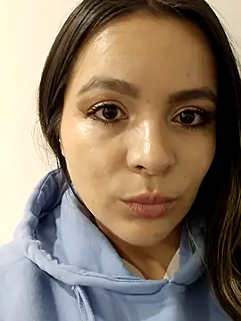 Snapshot of zara_smtih chatting on September 15, 2025, 1:50 am zara smtih online show from September 15, 2025, 1:50 am