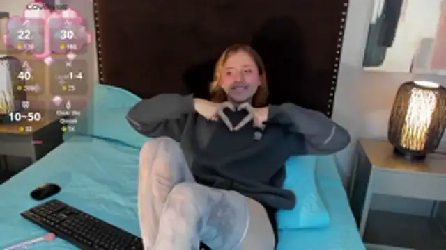 seraphine star online show from April 5, 2026, 8:59 pm