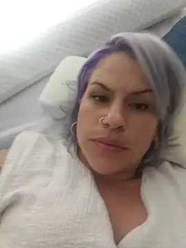 toomuchofafreak online show from October 22, 2025, 2:44 am