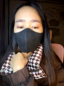 Snapshot of TiNa_04 chatting on November 4, 2025, 11:41 pm TiNa 04 online show from November 4, 2025, 11:41 pm