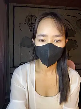 Snapshot of TiNa_04 chatting on November 5, 2025, 11:41 pm TiNa 04 online show from November 5, 2025, 11:41 pm