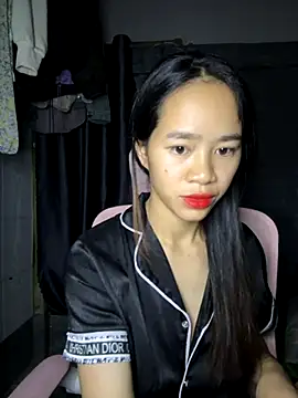 Snapshot of TiNa_04 chatting on September 9, 2025, 7:45 pm TiNa 04 online show from September 9, 2025, 7:45 pm