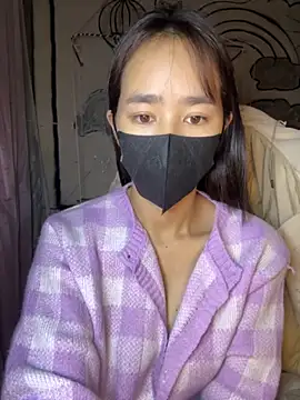 Snapshot of TiNa_04 chatting on November 24, 2025, 11:05 pm TiNa 04 online show from November 24, 2025, 11:05 pm