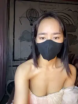 Snapshot of TiNa_04 chatting on November 20, 2025, 11:14 pm TiNa 04 online show from November 20, 2025, 11:14 pm