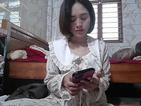 Snapshot of Lyzizi_lovely09 chatting on December 15, 2025, 1:11 am Lyzizi lovely09 online show from December 15, 2025, 1:11 am