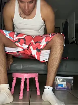 Snapshot of StrokingDaddy4 chatting on October 16, 2025, 12:24 pm StrokingDaddy4 online show from October 16, 2025, 12:24 pm