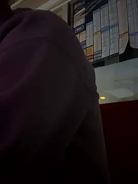 Snapshot of StrokingDaddy4 chatting on October 13, 2025, 10:06 am StrokingDaddy4 online show from October 13, 2025, 10:06 am